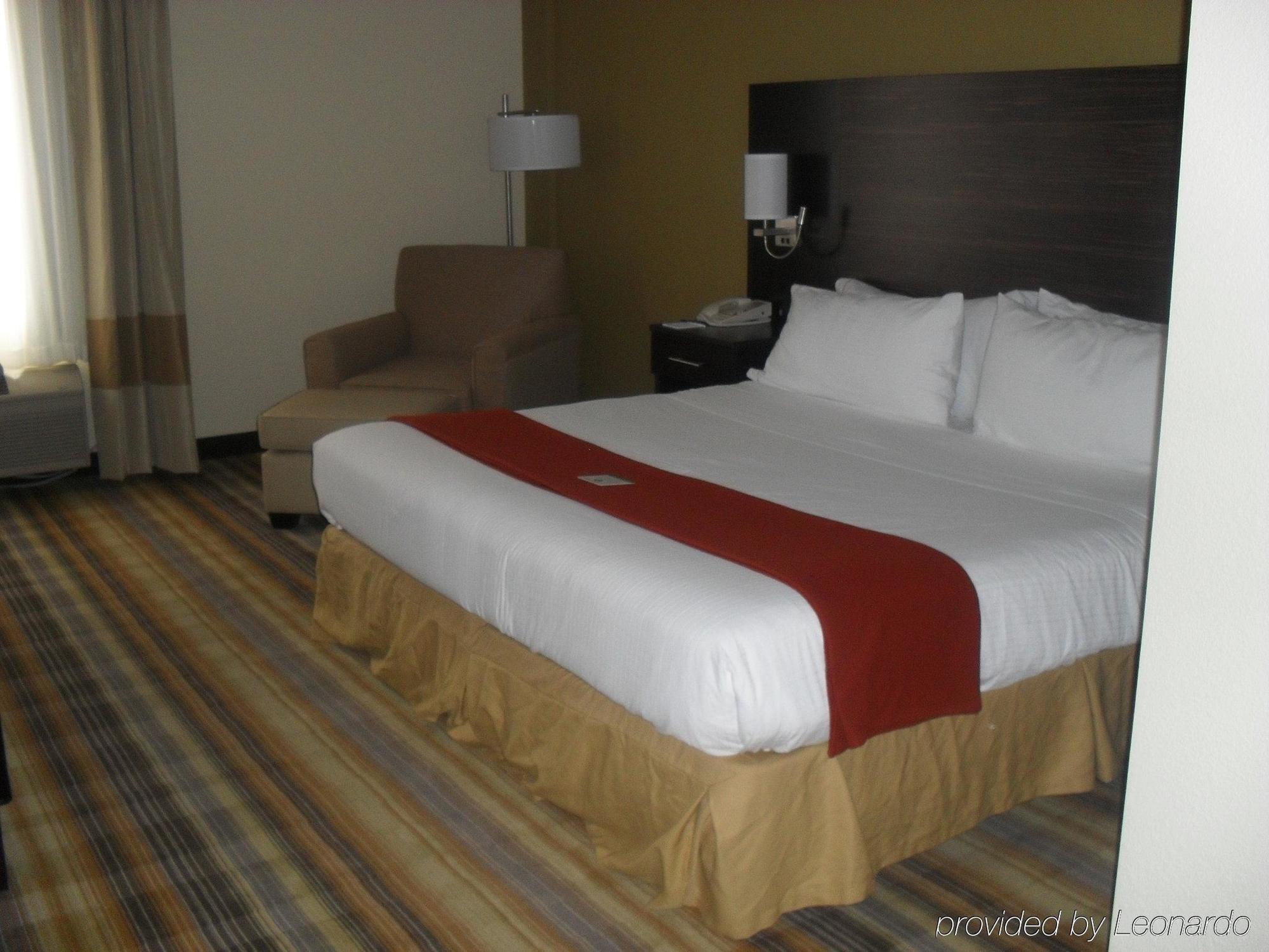 Holiday Inn Express Hotel & Suites Grove City, An Ihg Hotel Dış mekan fotoğraf